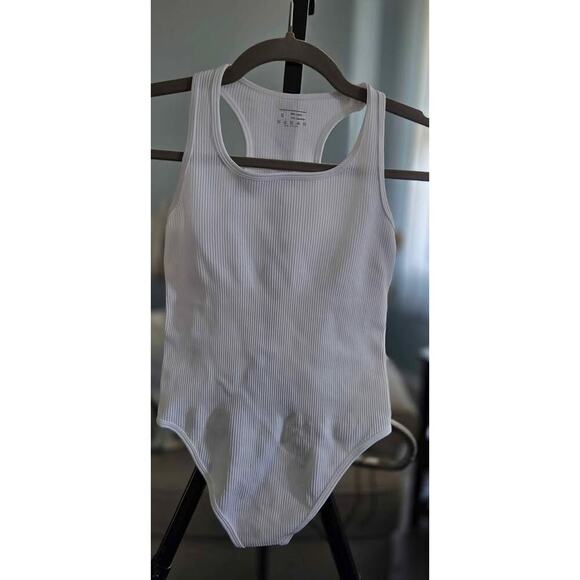 White Racerback OQQ Bodysuit-Sleek& Sculpting One-piece NEW-SMALL - Picture 2 of 4